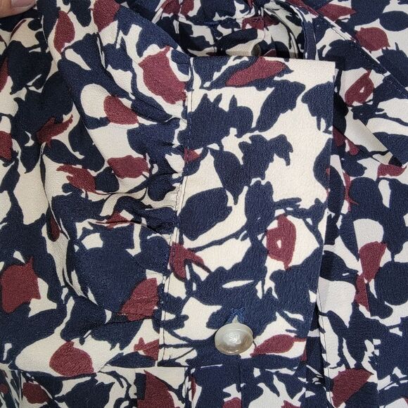 Ann Taylor LOFT floral shorts romper size 4 - Picture 7 of 10